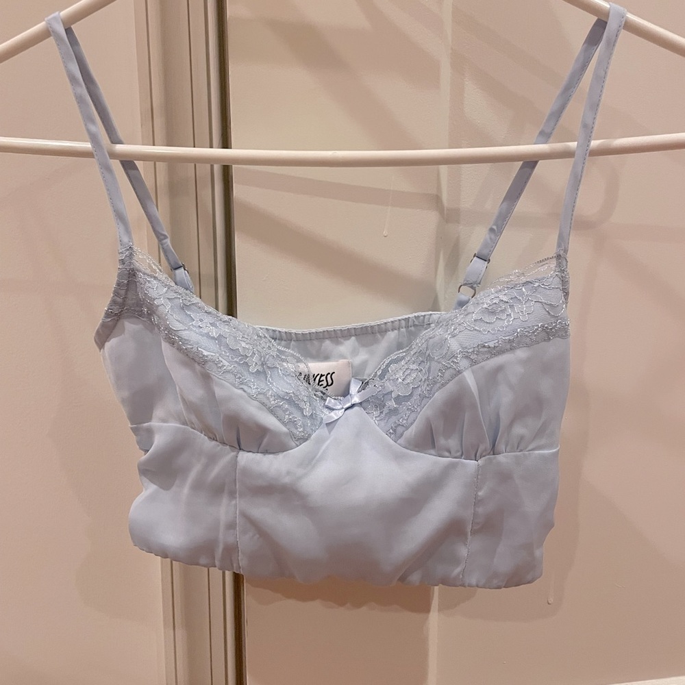 Princess Polly Cropped Top. never worn